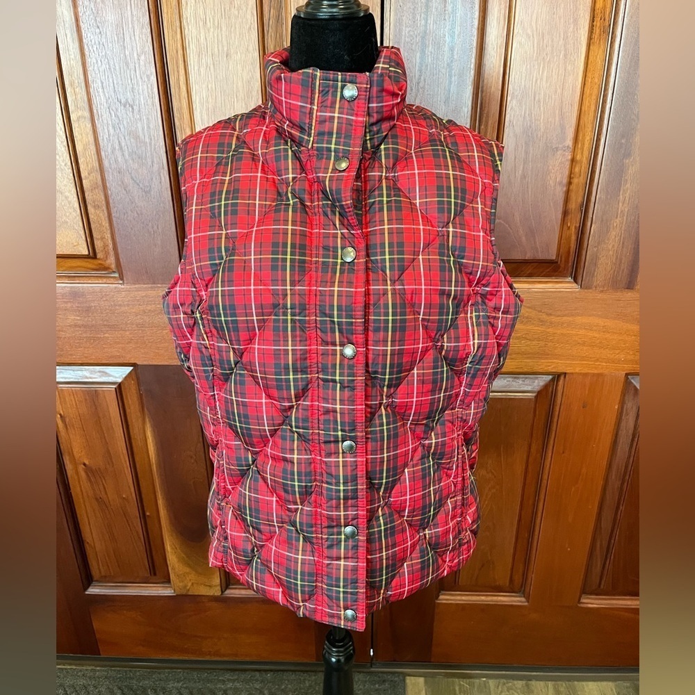 LANDS' END Women Down Fill Puffer Vest Tartan Red Plaid Snap Medium 10/12 Petite